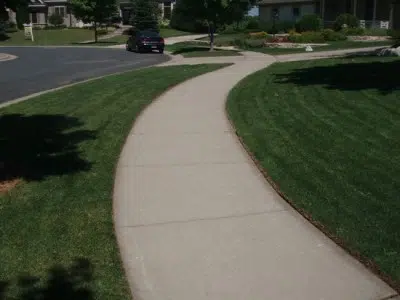 How to Edge along Sidewalks: Expert Tips for Perfect Edging